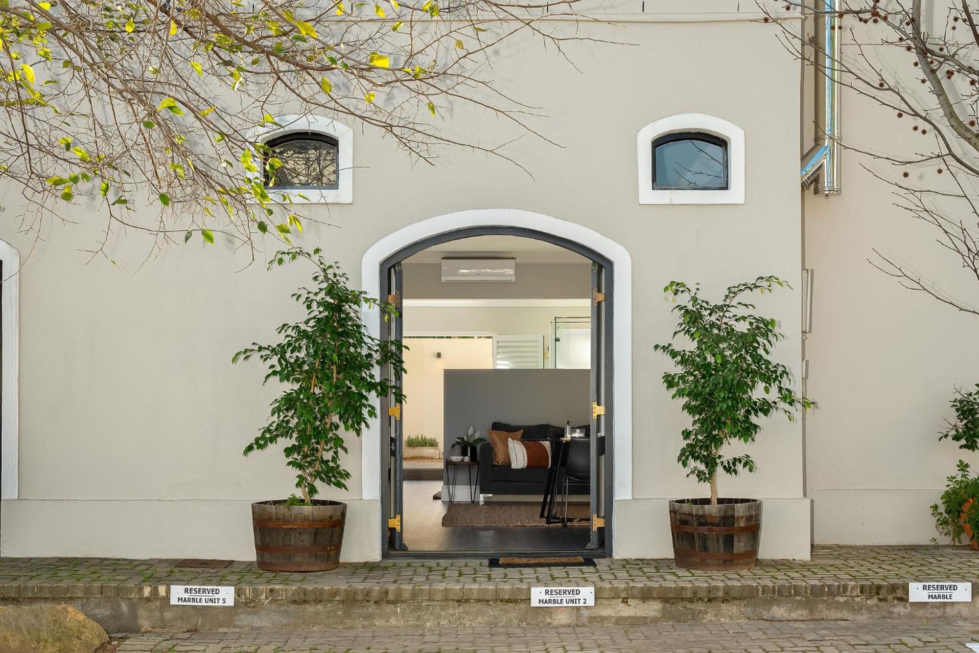 Luxury Franschhoek Getaway Next To Winetram ภายนอก รูปภาพ